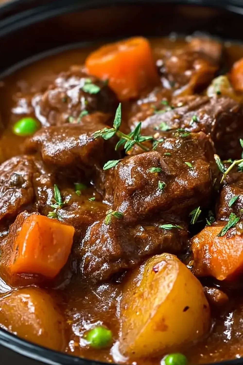 Classic Hearty Beef Stew with Melt-in-Your-Mouth Chunks