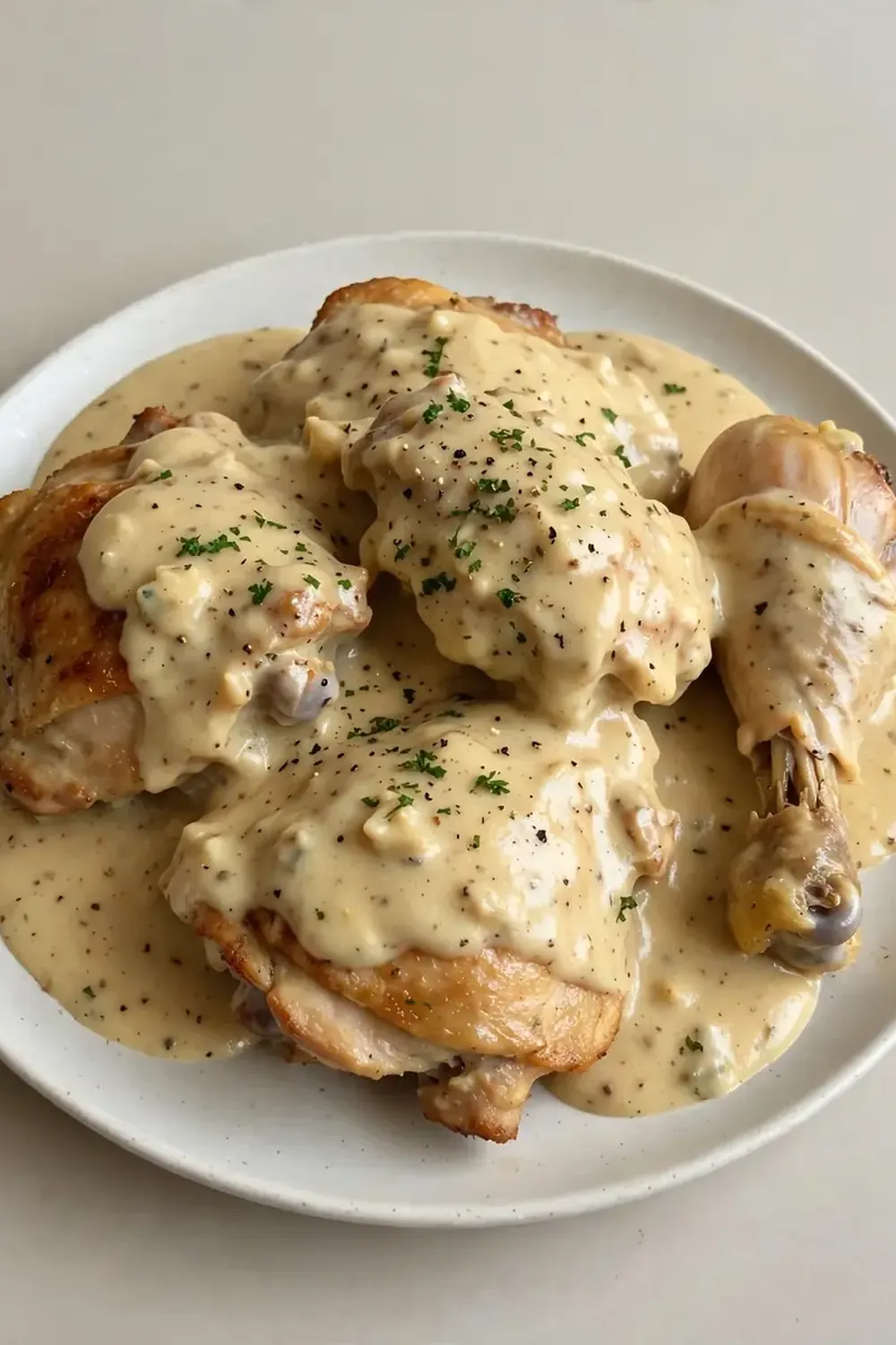 Smothered Chicken in Creamy Gravy