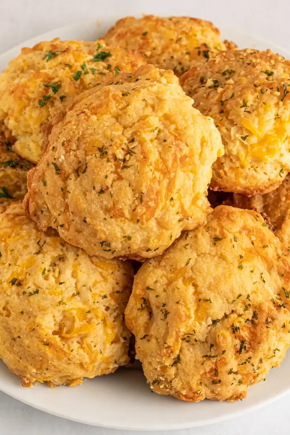 Copycat Red Lobster Cheddar Bay Biscuits